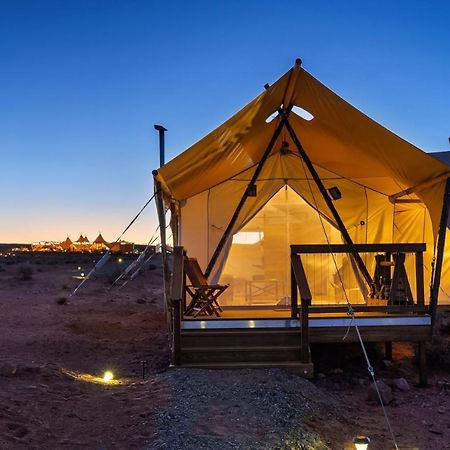 Under Canvas Lake Powell-Grand Staircase Big Water Exterior photo